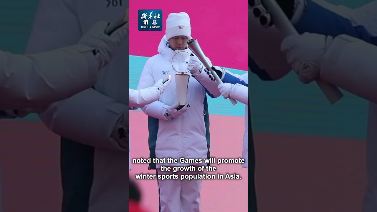 布在足球场